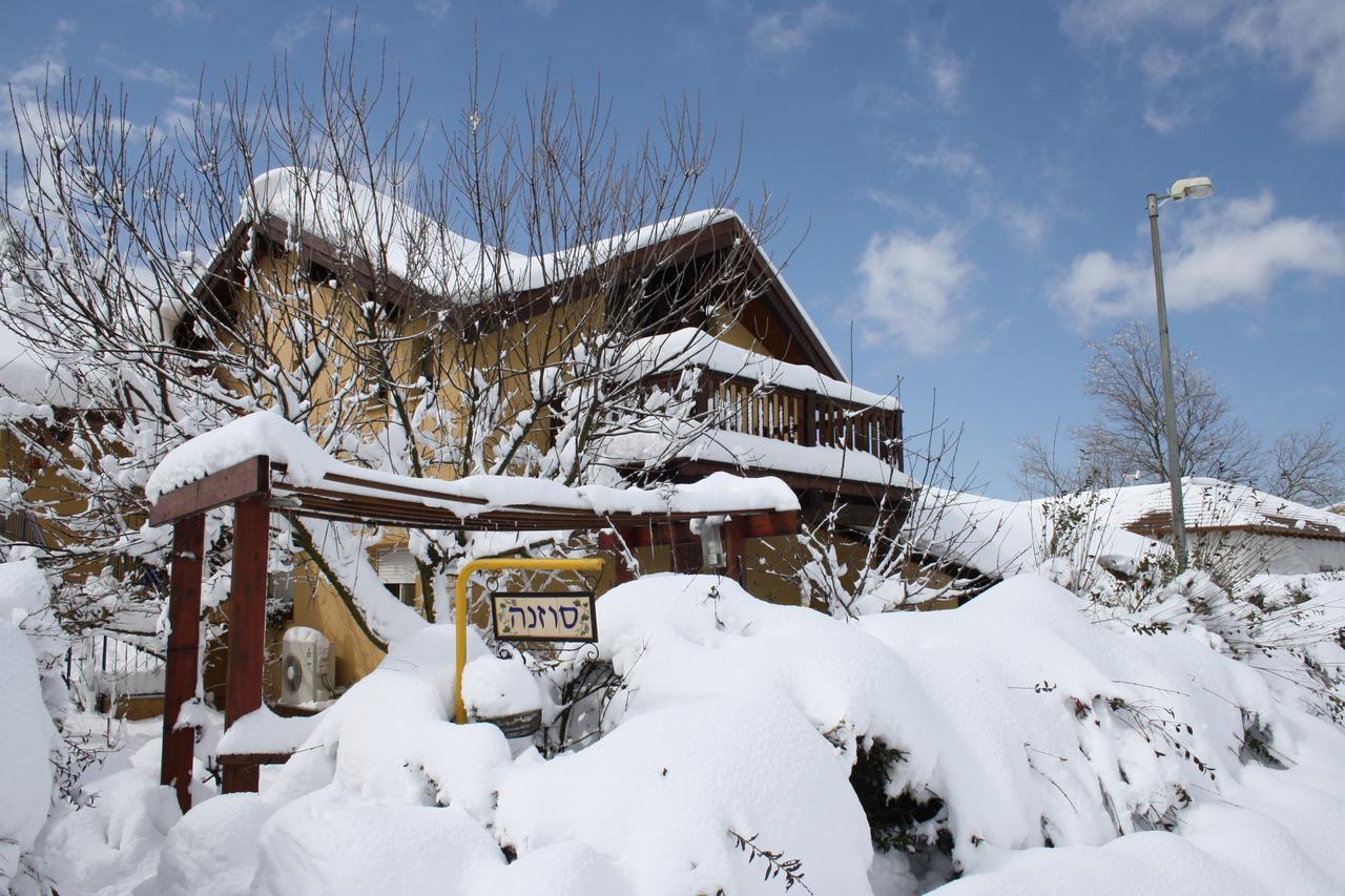 Suzanna In Odem Villa Exterior photo